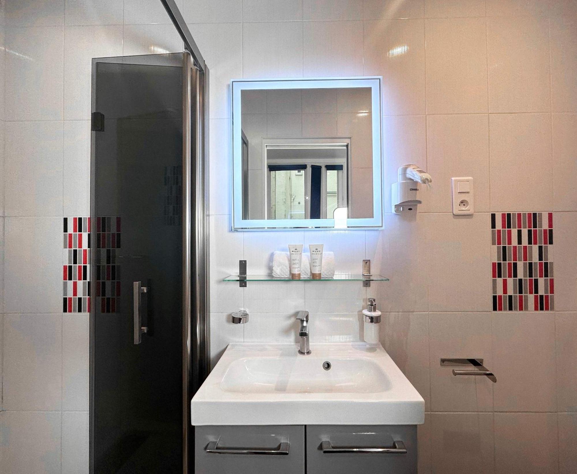 Welcoming Apartment Near Louvre Museum Paris Bagian luar foto